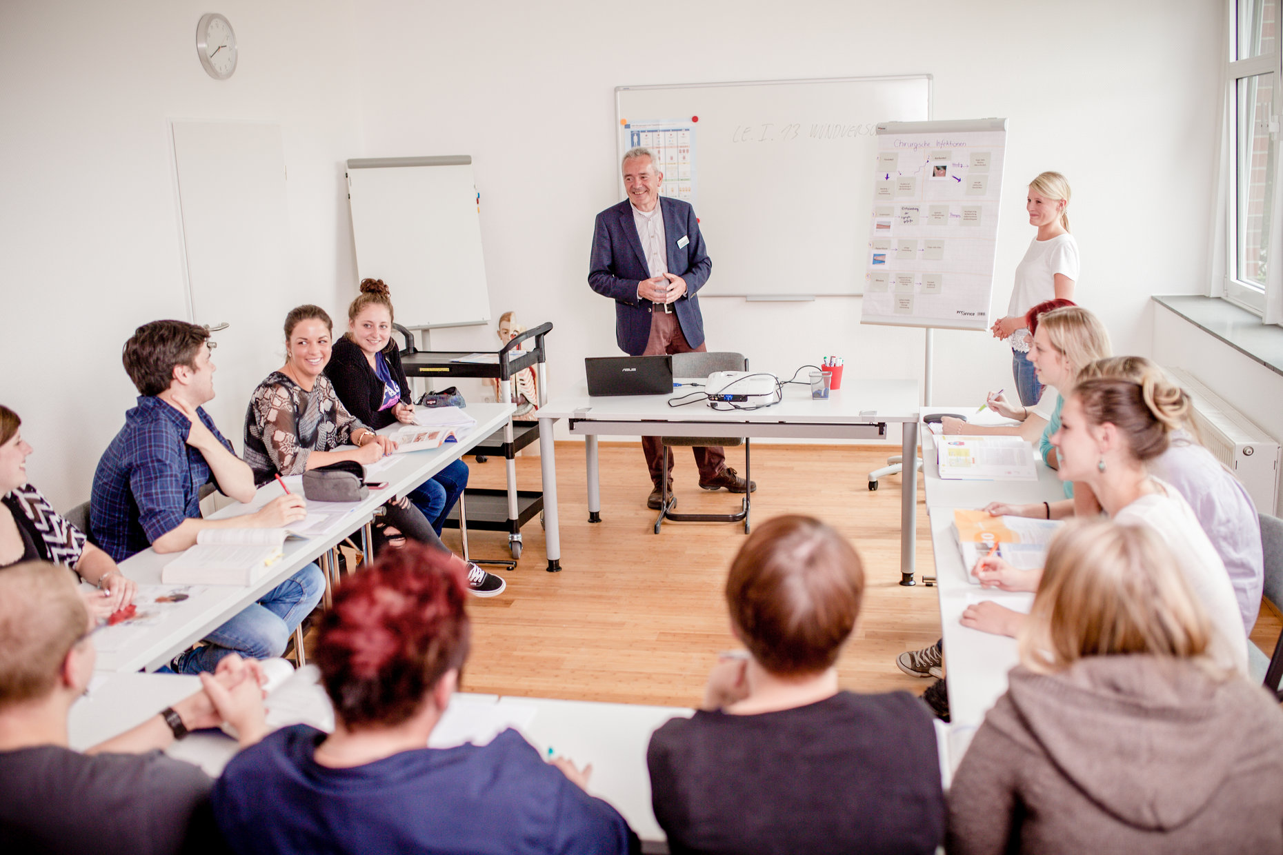 Unterricht in der Akademie für Pflege Krefeld